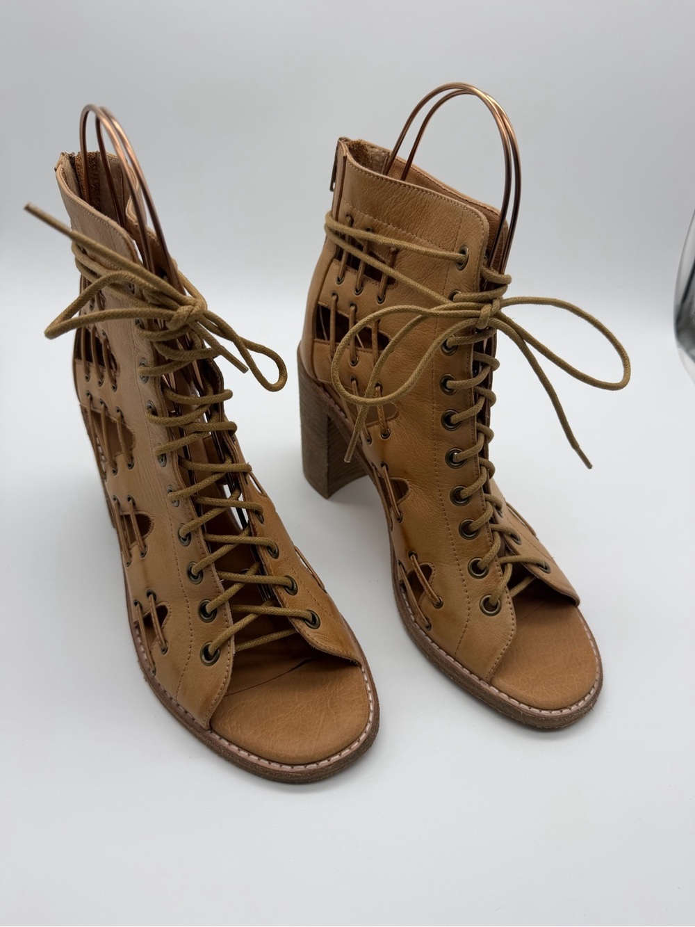 Silent D Jayman Tan Lace-Up Cutout Peep Toe Sandal Boot Size 40